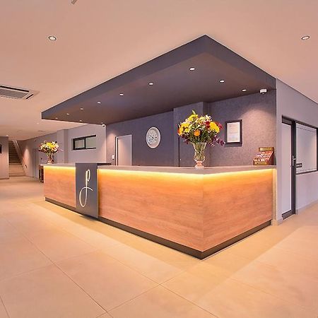 The Pretoria Hotel Luaran gambar