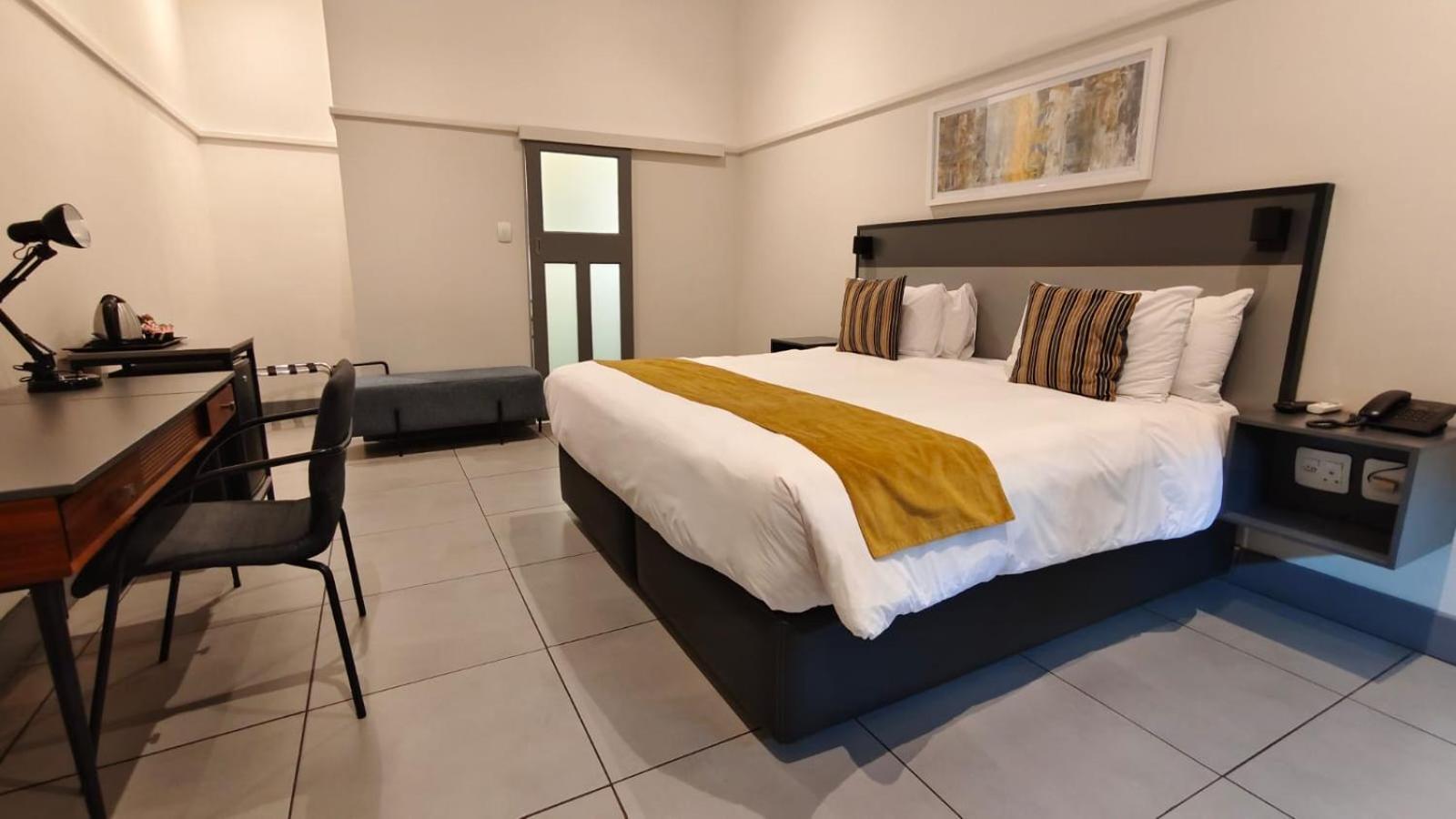 The Pretoria Hotel Luaran gambar