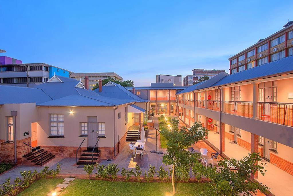 The Pretoria Hotel Luaran gambar