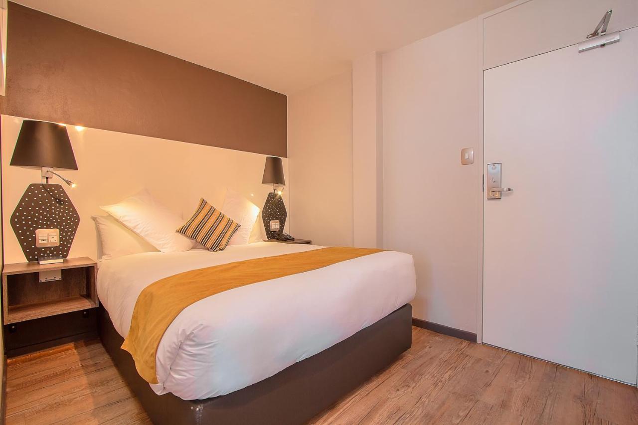 The Pretoria Hotel Luaran gambar